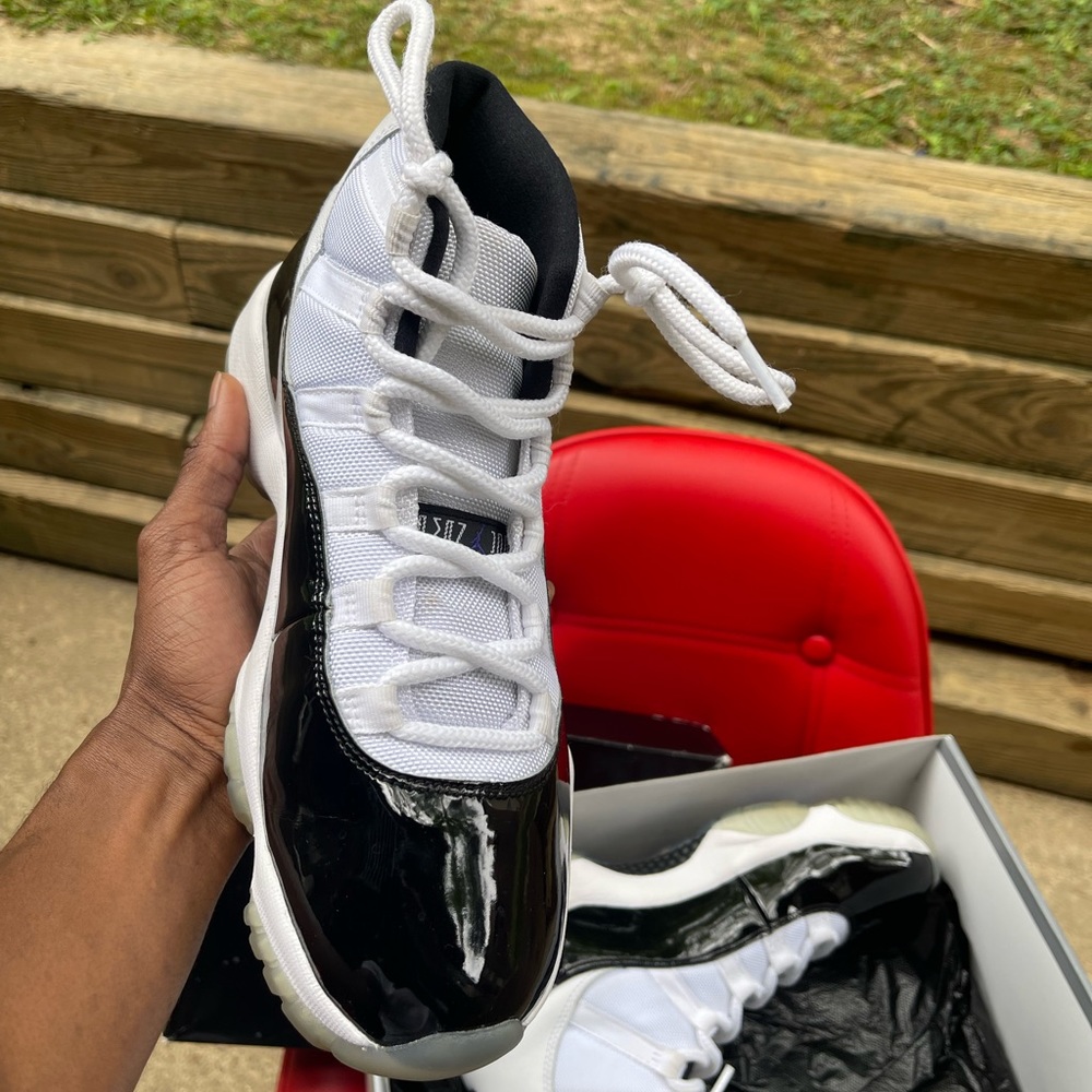 Air Jordan 11 Retro (sold)